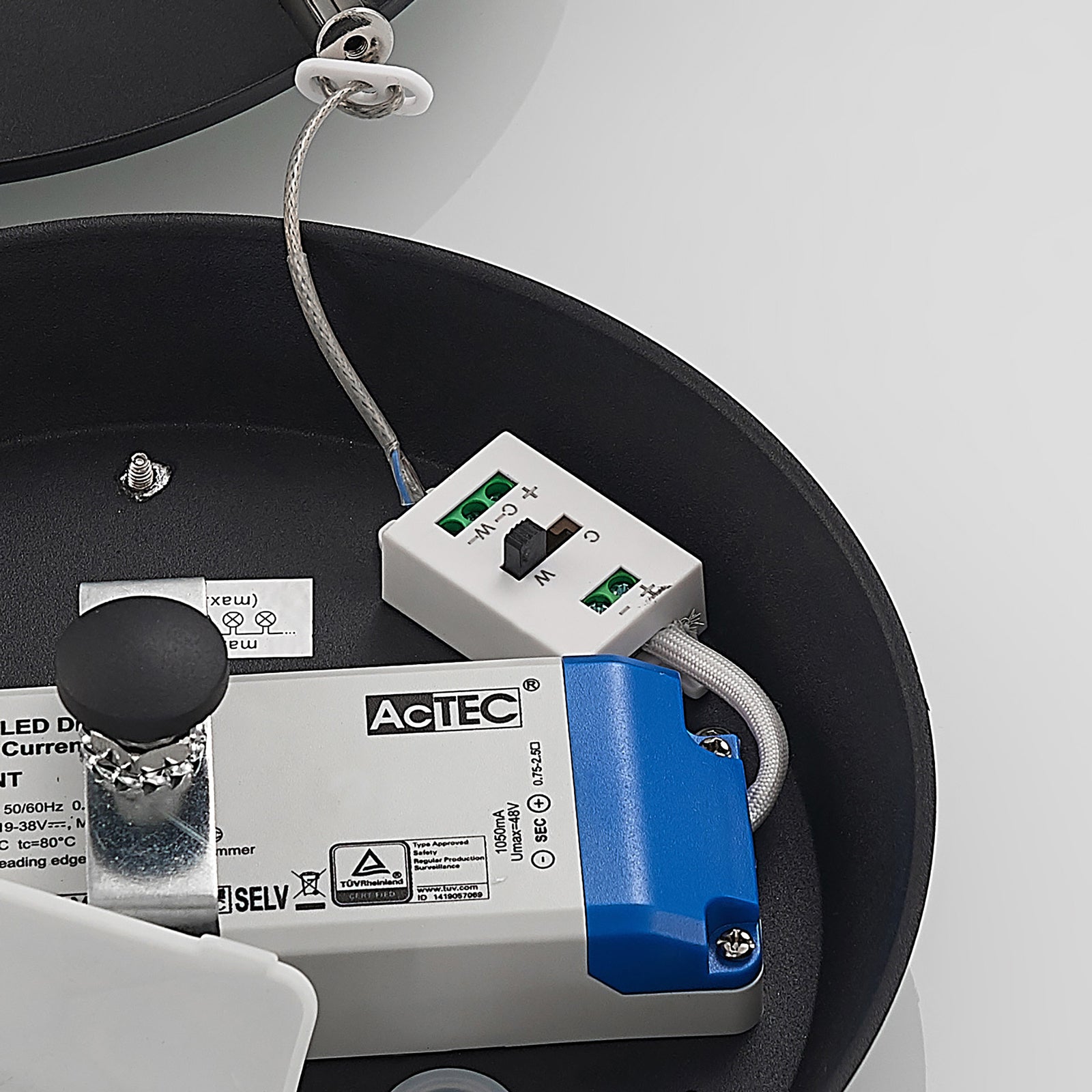 LED pendellampe Aleksi dimbar svart produsentmerke