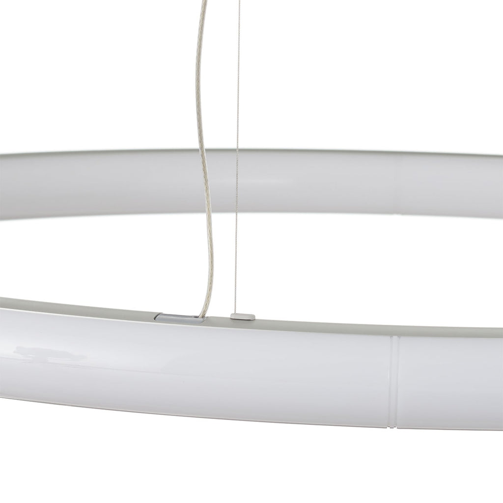 Nærbilde av LED pendellampe Alphabet of light sirkulær dimbar Ø90 cm