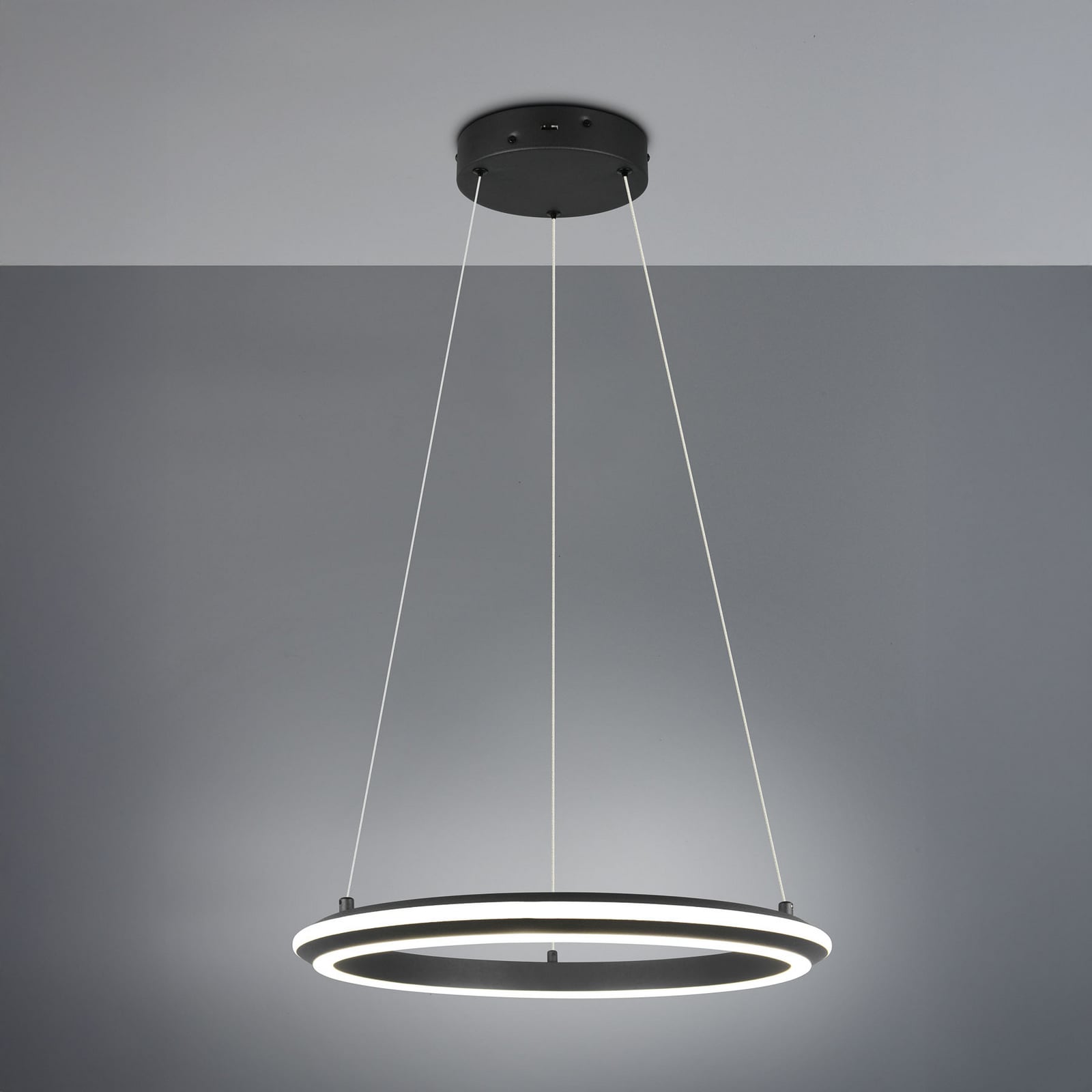 LED pendellampe Amador dimbar CCT svart matt montert