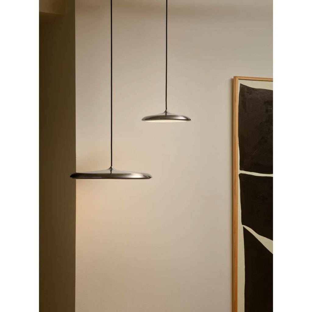 Montert LED pendellampe Artist dimbar rustfritt stål Ø40 cm i rom