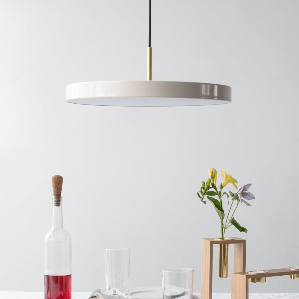LED pendellampe Asteria Medium perlemor messing design