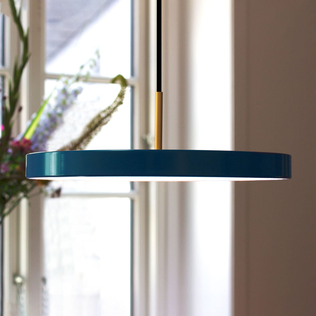 LED pendellampe Asteria Medium petrol/messing Ø43 cm forfra