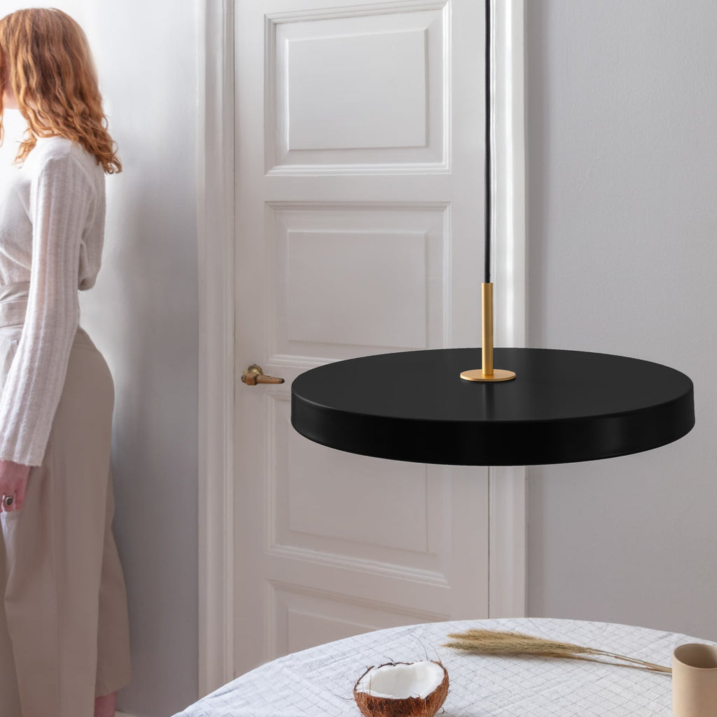 LED pendellampe Asteria medium Ø43 cm svart dimbar bakside