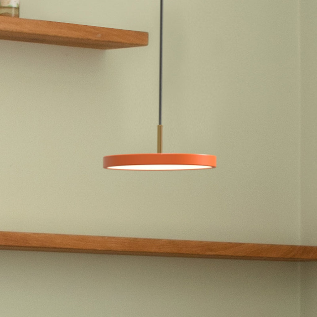 Forfra LED pendellampe Asteria Micro V2 dimbar oransje Ø15 cm UMAGE