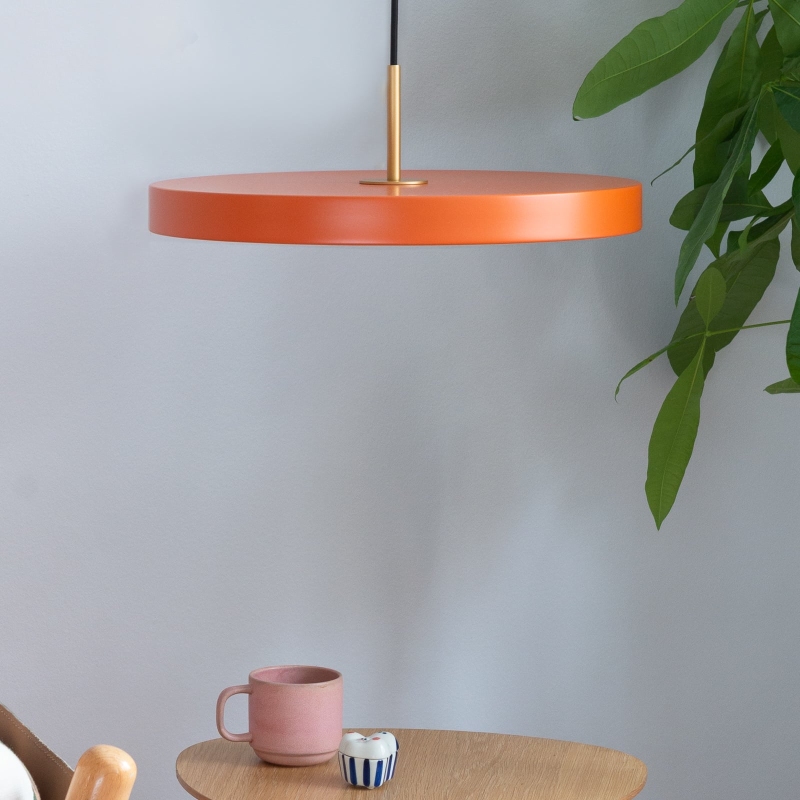 LED pendellampe Asteria Mini oransje/messing forfra