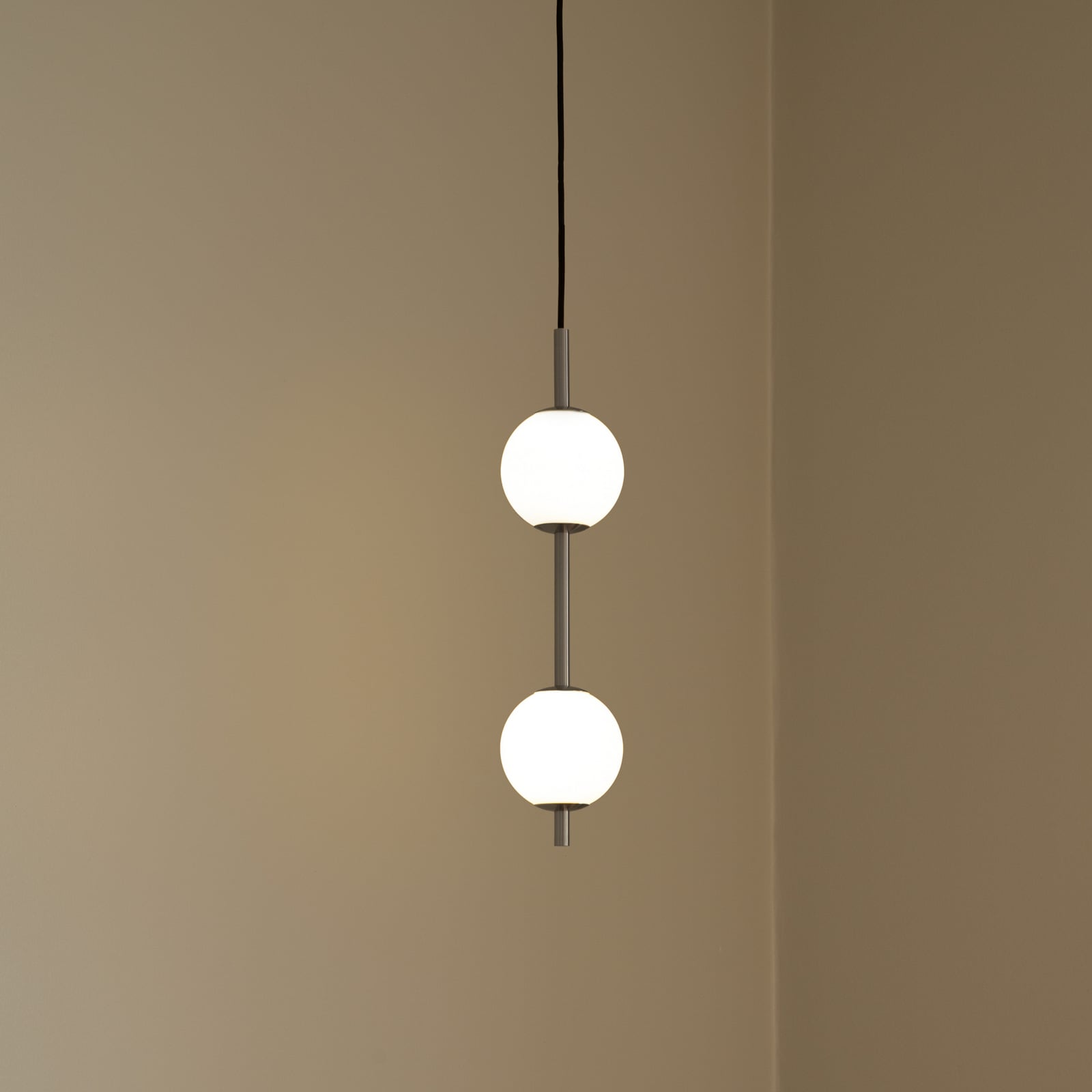 LED pendellampe Audrey 2-lys opalglass foran