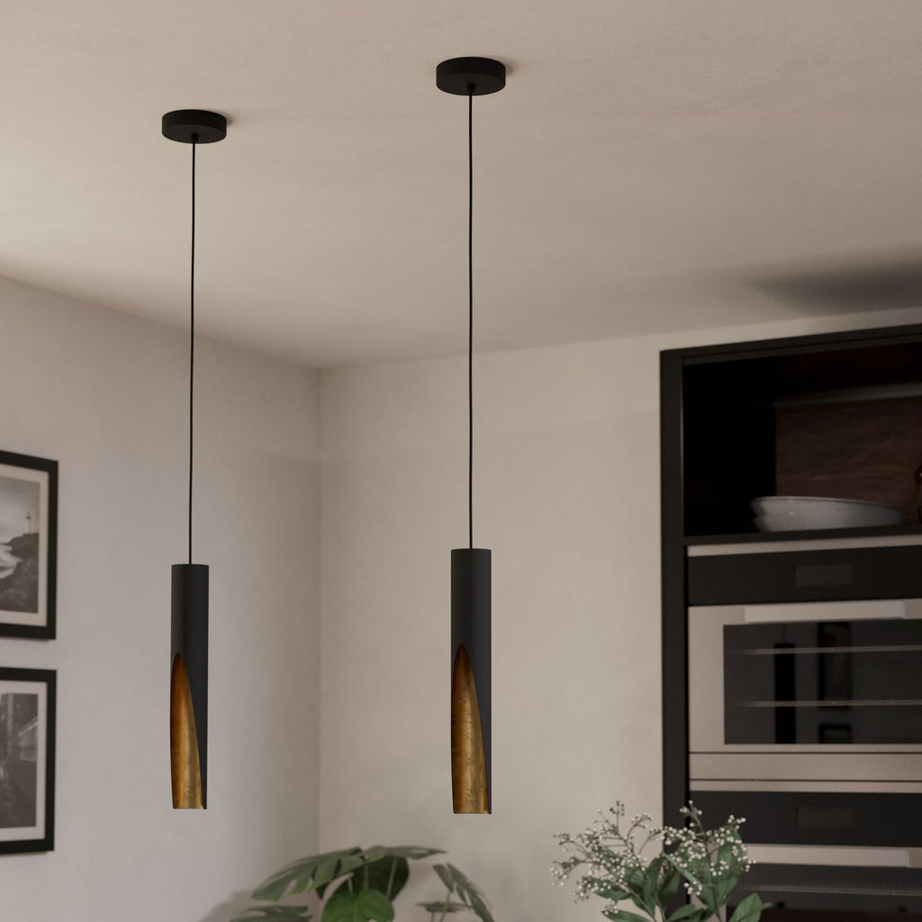LED pendellampe Barbotto svart/gull GU10 montert i rom