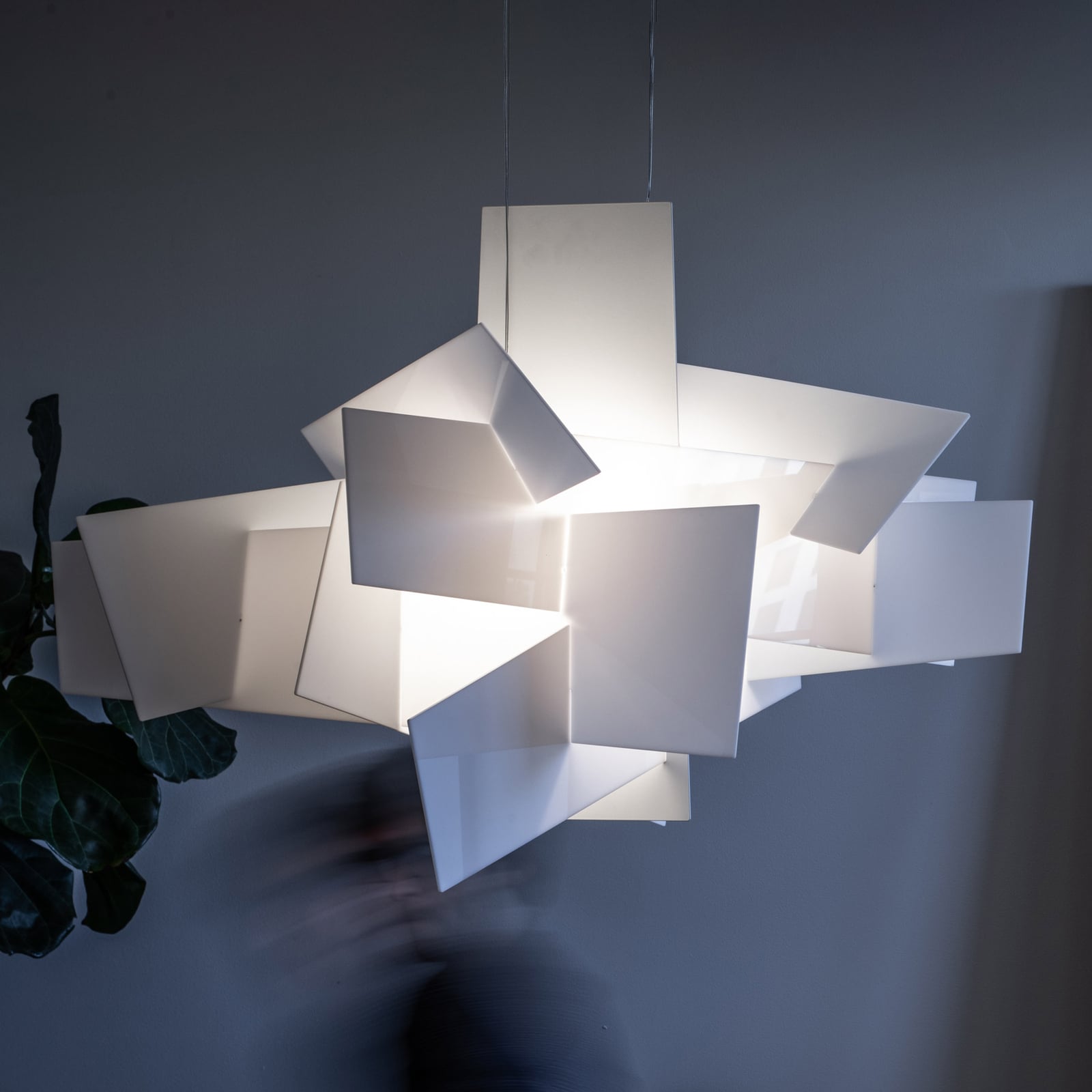 LED pendellampe Big Bang dimbar hvit Ø96 cm Foscarini forfra