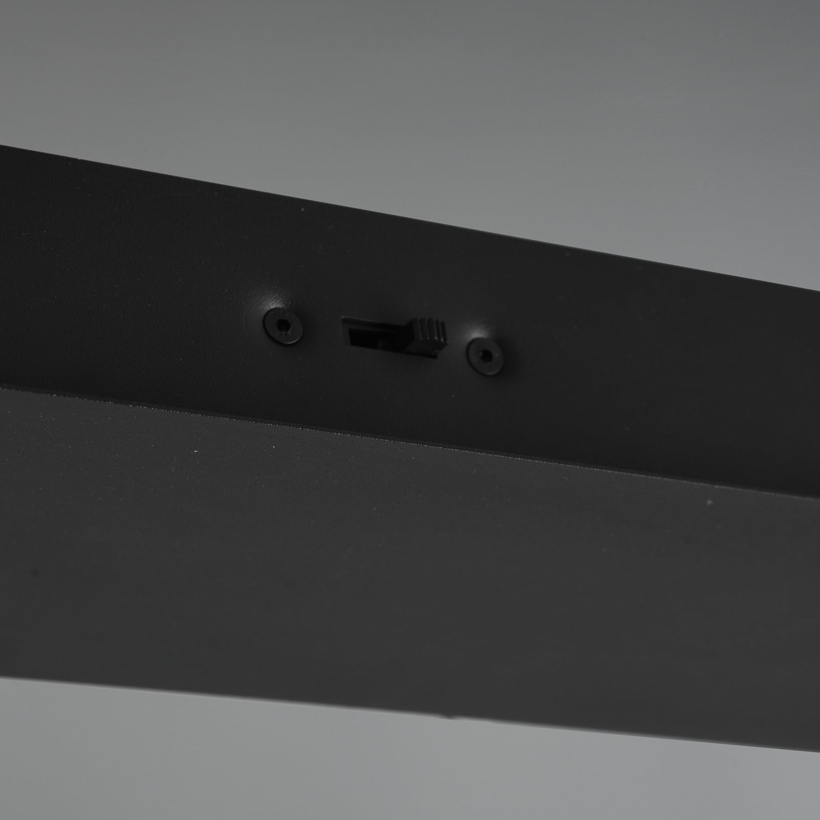 LED pendellampe Blaze CCT dimbar messing/svart 107 cm nærbilde 1