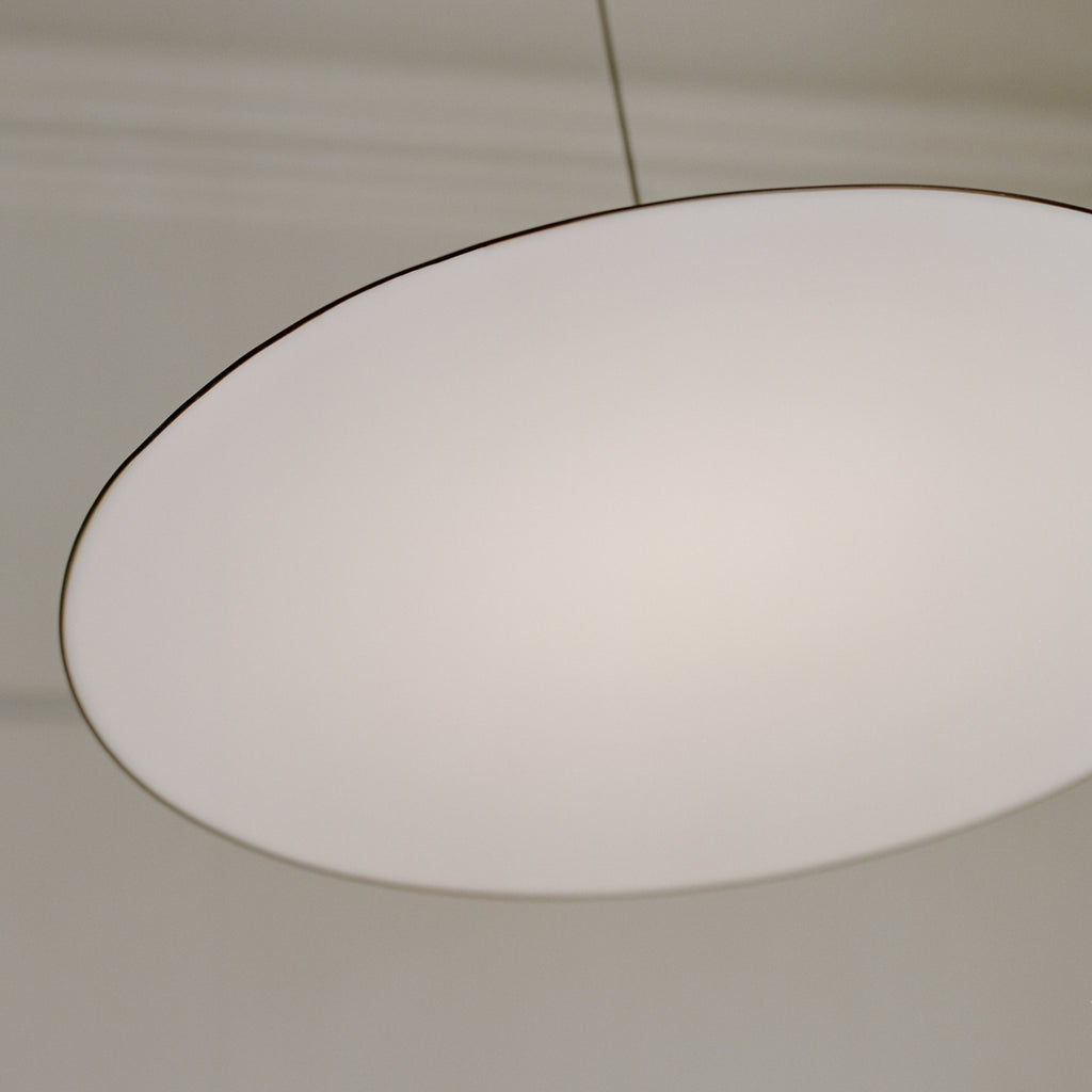 LED pendellampe Brolly dimbar svart aluminium Ø70 cm nærbilde av overflate