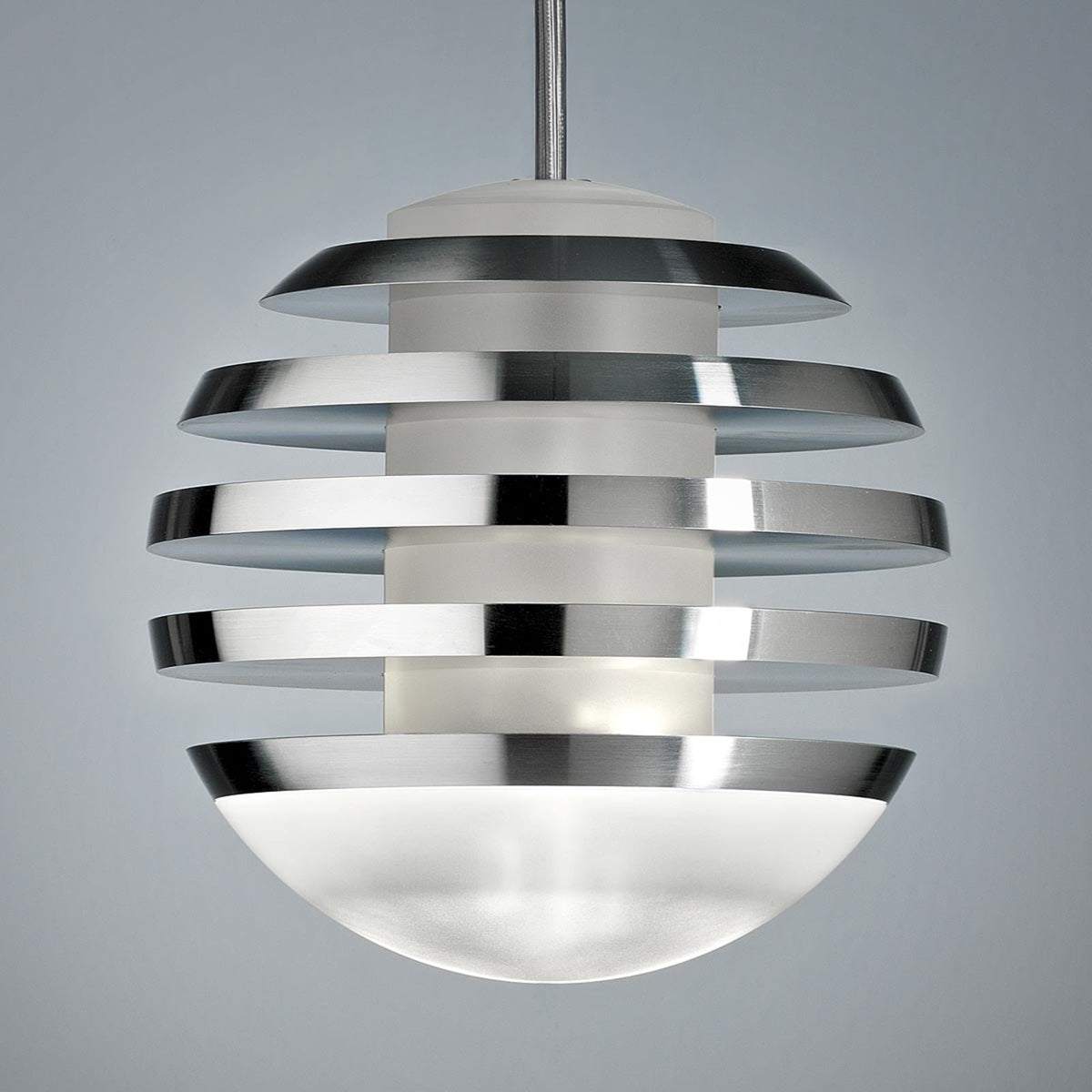 LED pendellampe Bulo aluminium og glass forfra