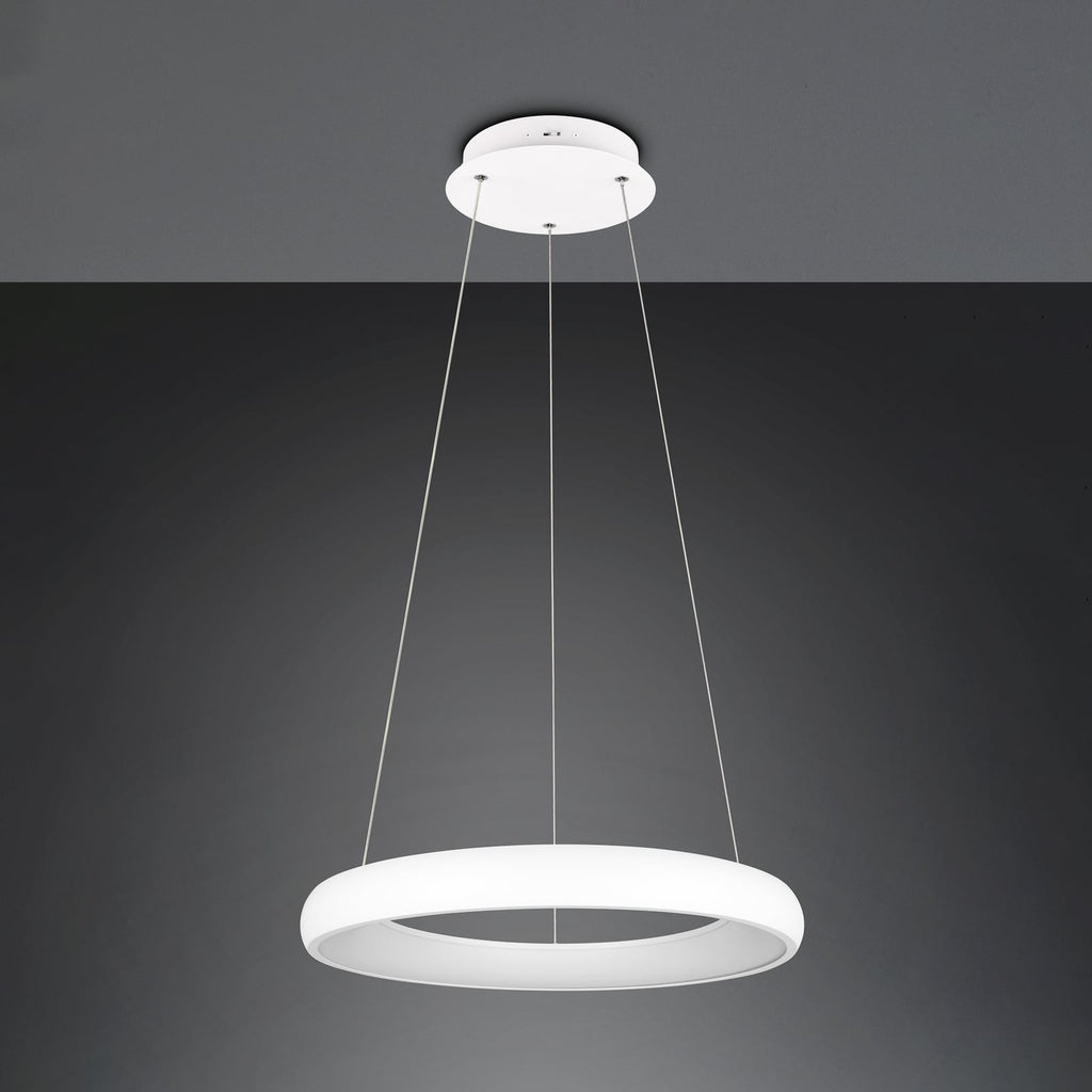 LED pendellampe Cardona ring Ø62 cm hvit dimbar CCT montert i rom