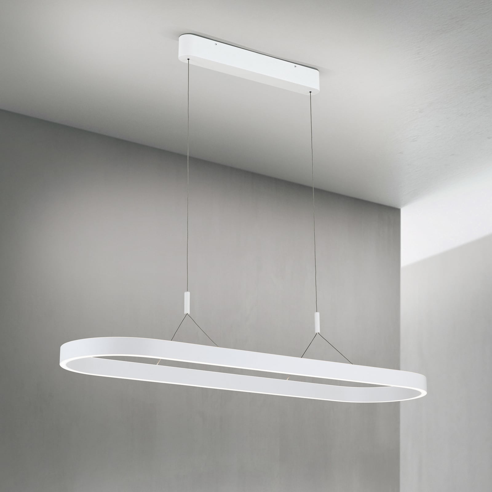 LED pendellampe Carrara hvit høydejusterbar CCT 120 cm 80W - ORION detalj av aluminium og silikon