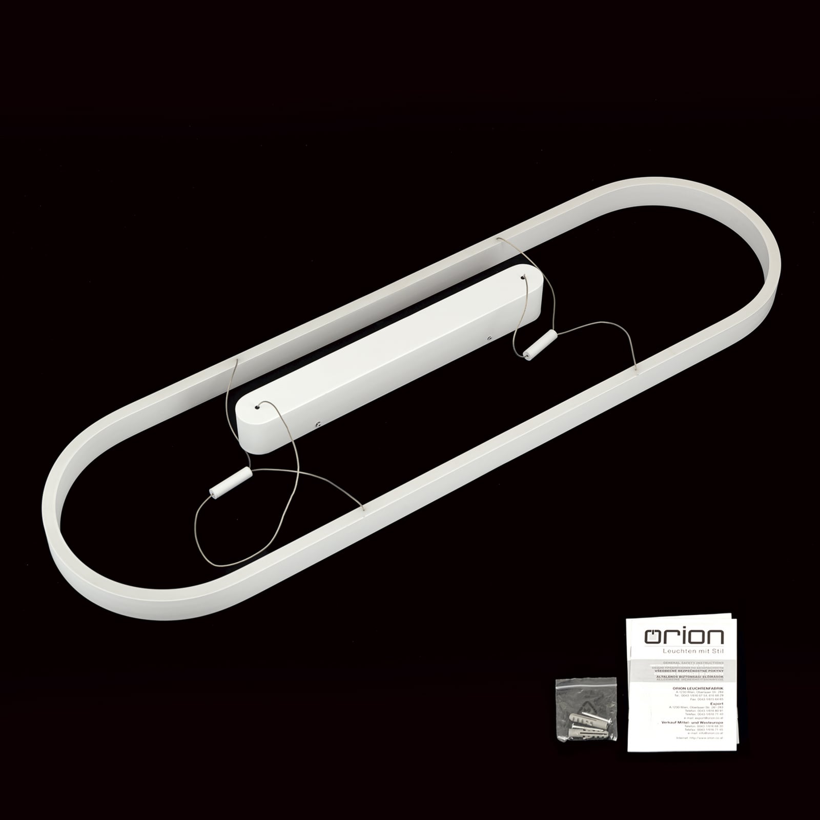 LED pendellampe Carrara hvit høydejusterbar CCT 120 cm 80W - ORION detalj av lysstrøm