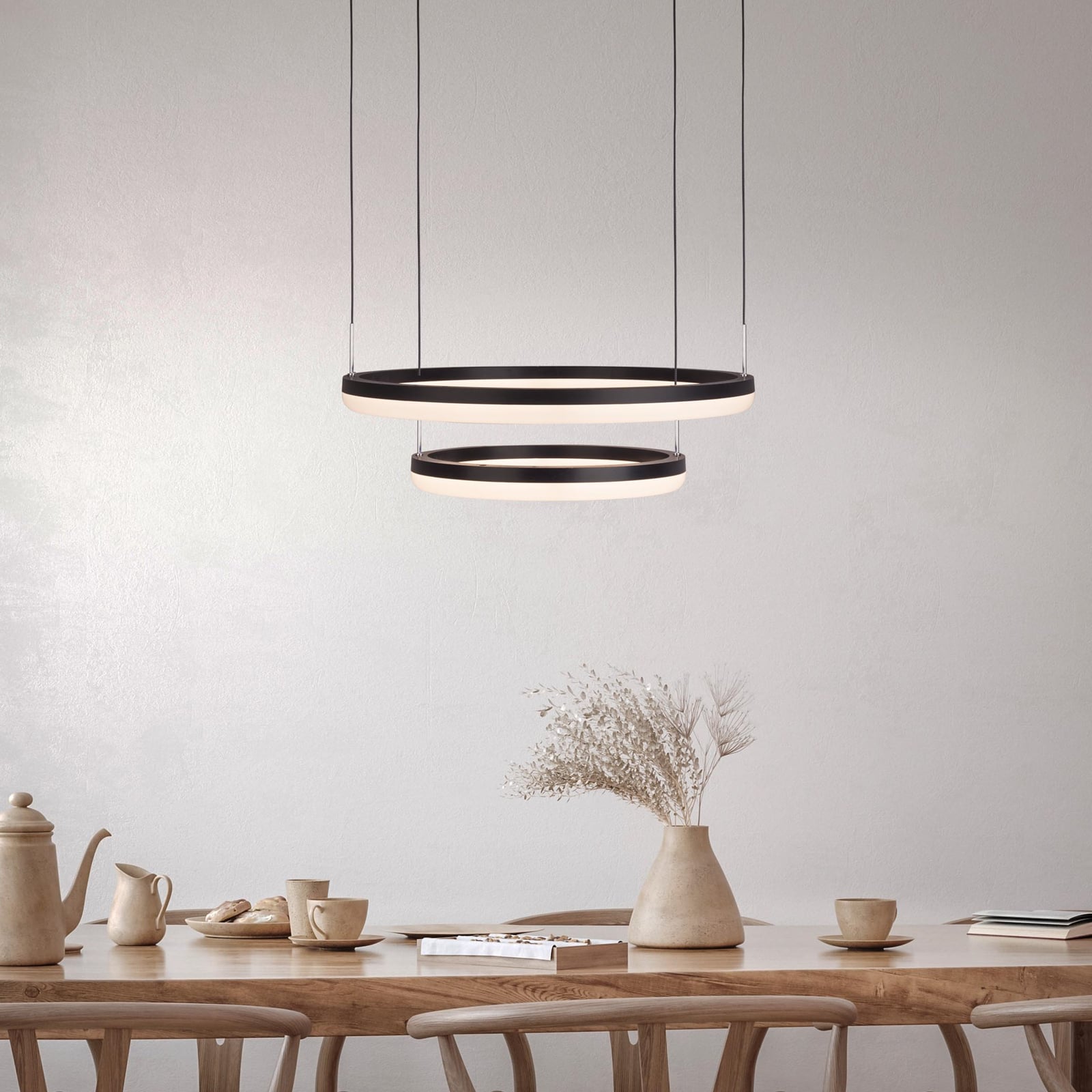 LED pendellampe CCT to ringer Ø60 cm med fjernkontroll forfra