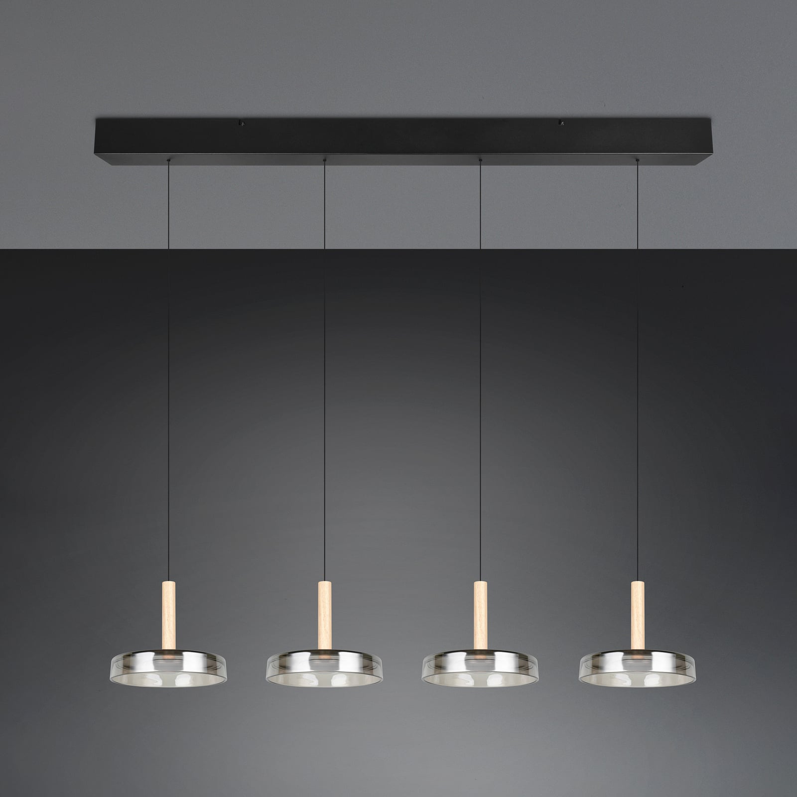 LED pendellampe Celeste 4-lys glass/tre montert i rom