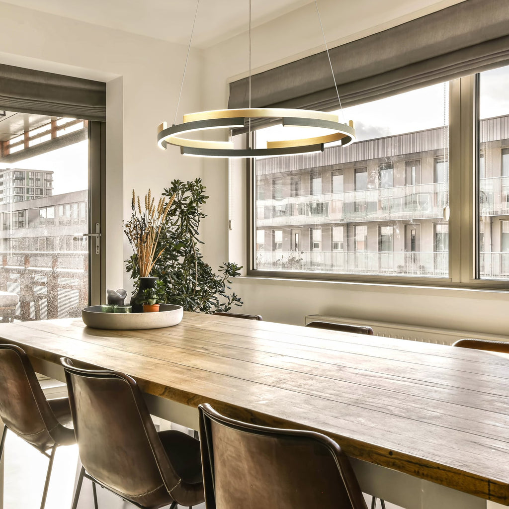 LED pendellampe Circly svart/gull Ø60 cm bakside