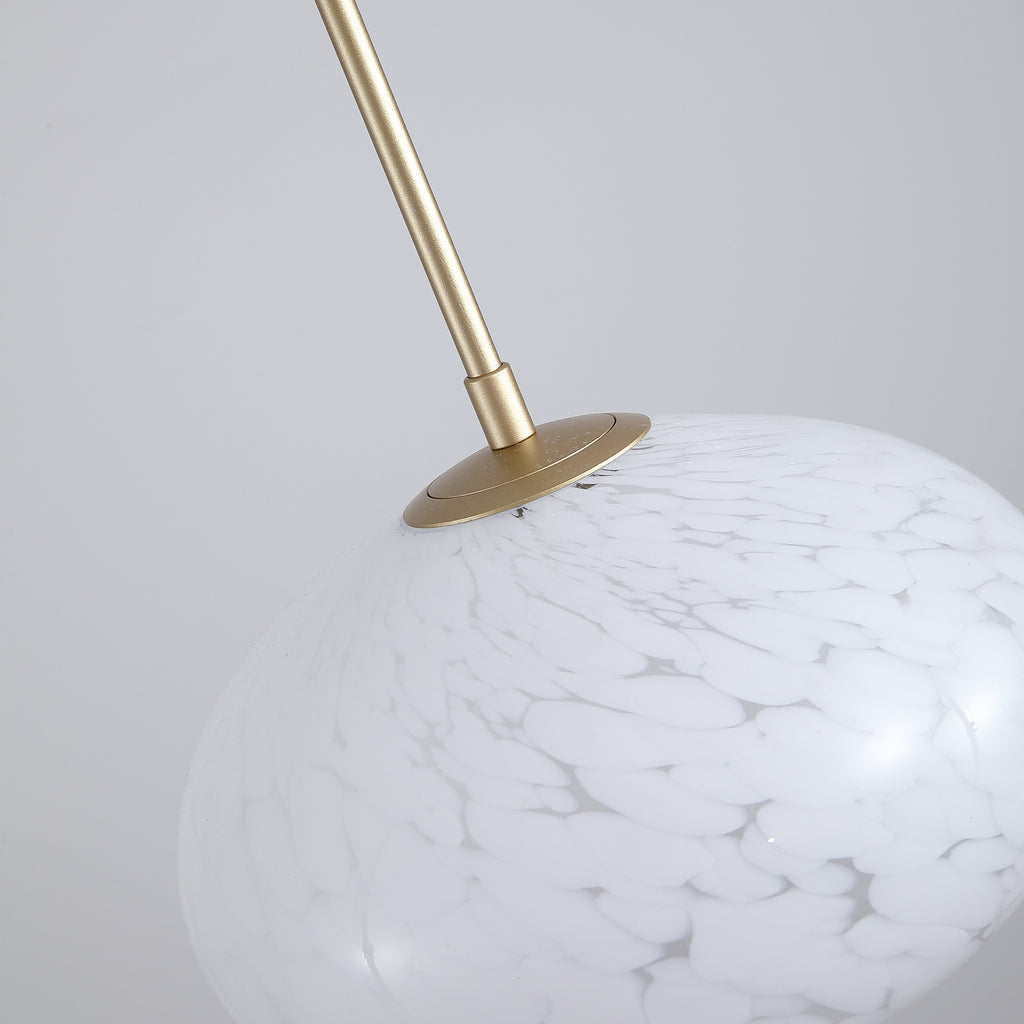 Montert LED pendellampe Confetti glass Ø25 cm dimbar gull/hvit i rom