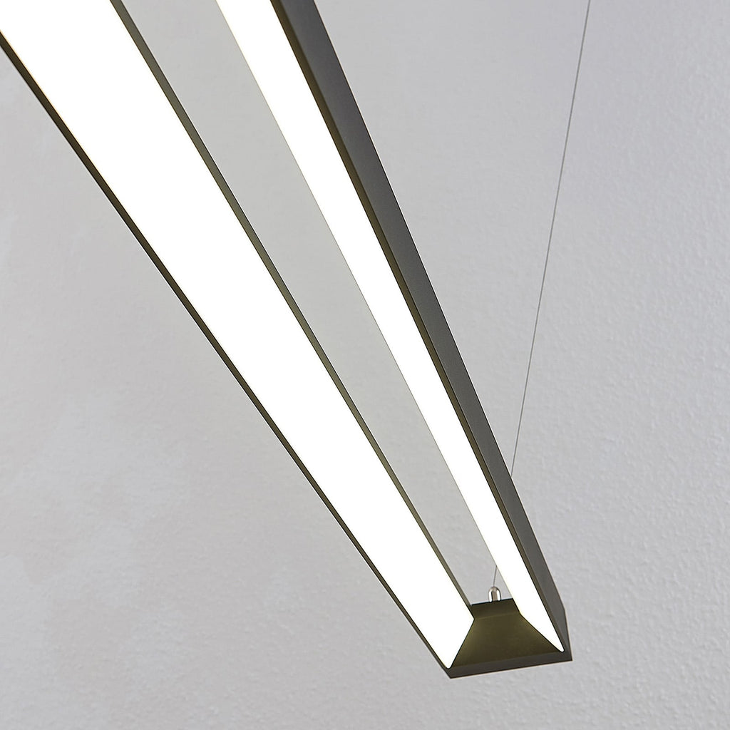 LED pendellampe Cuna svart aluminium lysdetalj