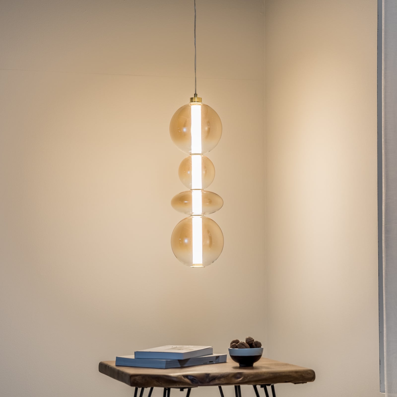 LED pendellampe Daphne glass amber Ø20 cm bakside