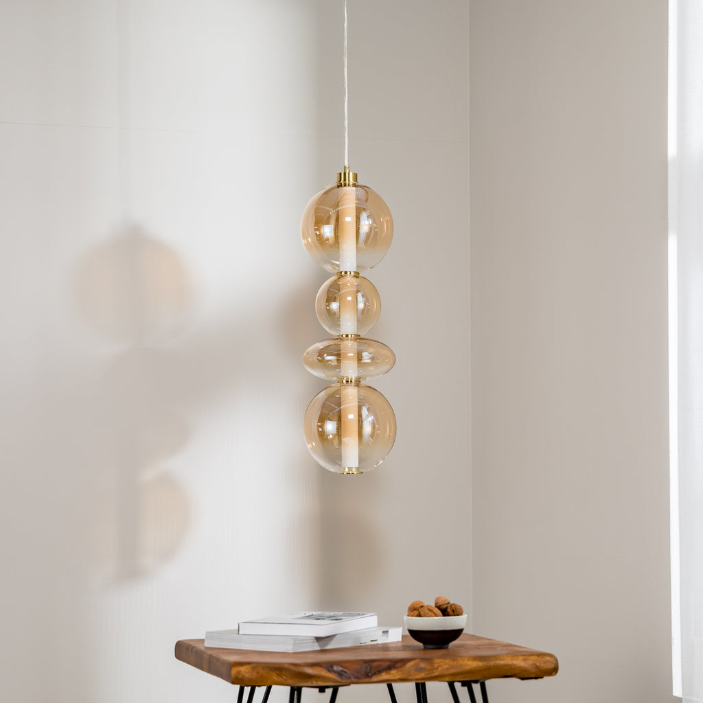 Detaljbilde av LED pendellampe Daphne glass amber