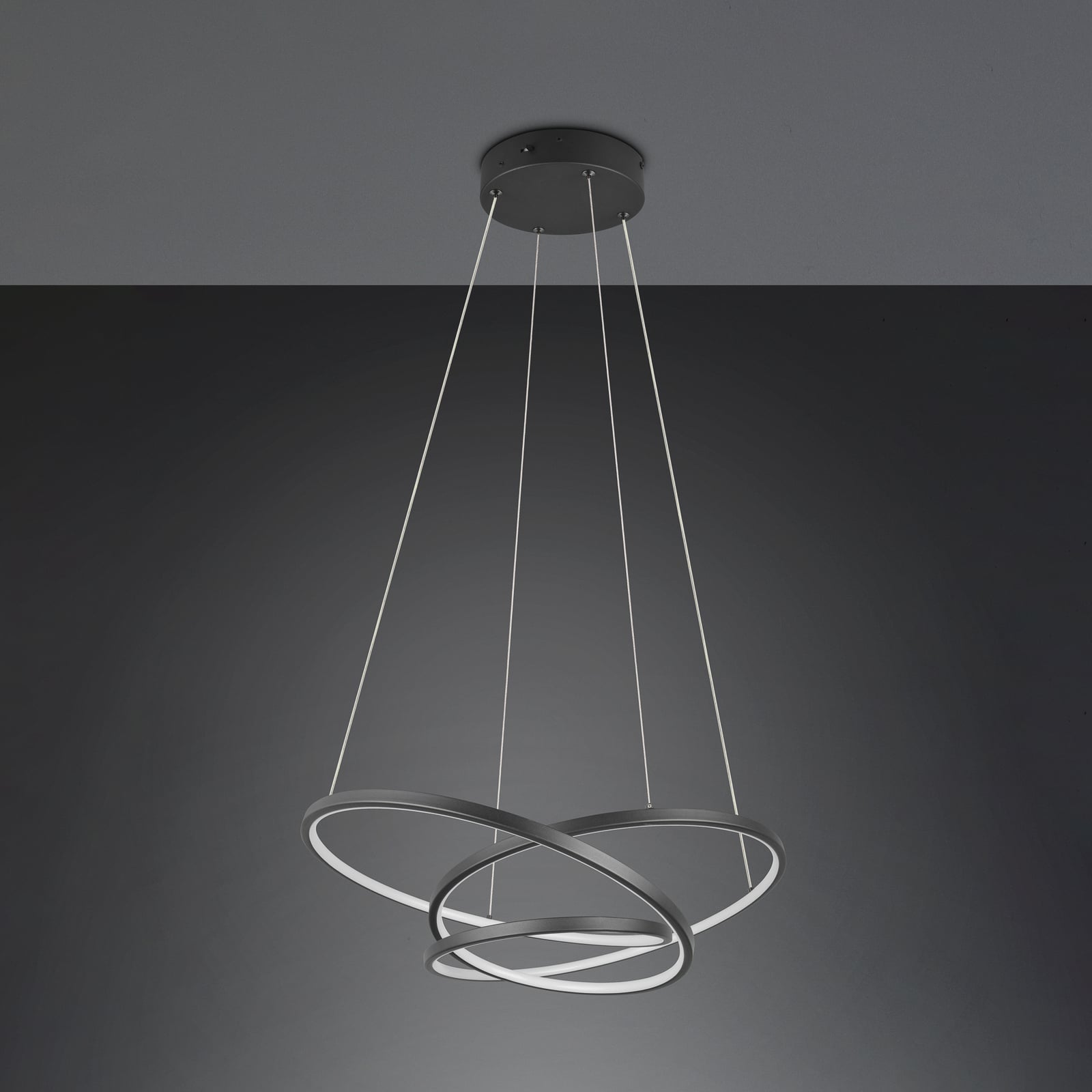 LED pendellampe Darvin metall 64 cm CCT dimbar svart matt montert i rom