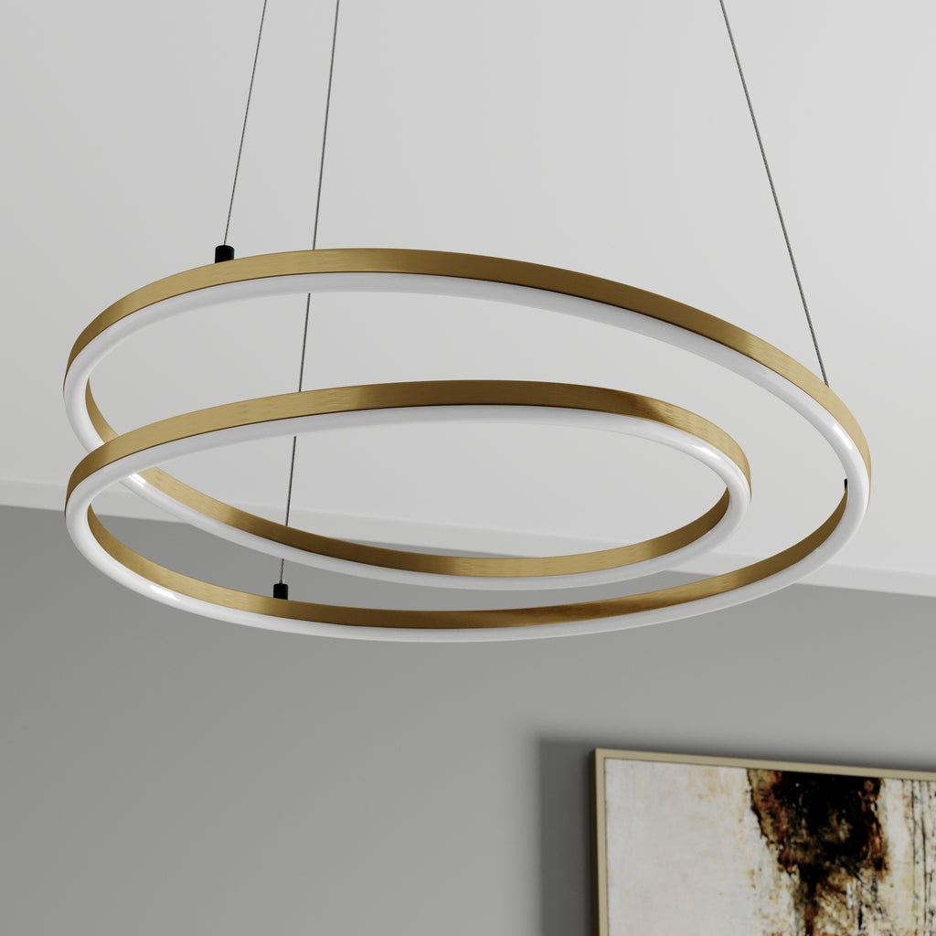 LED pendellampe Davian messingfarget detalj av metallringer
