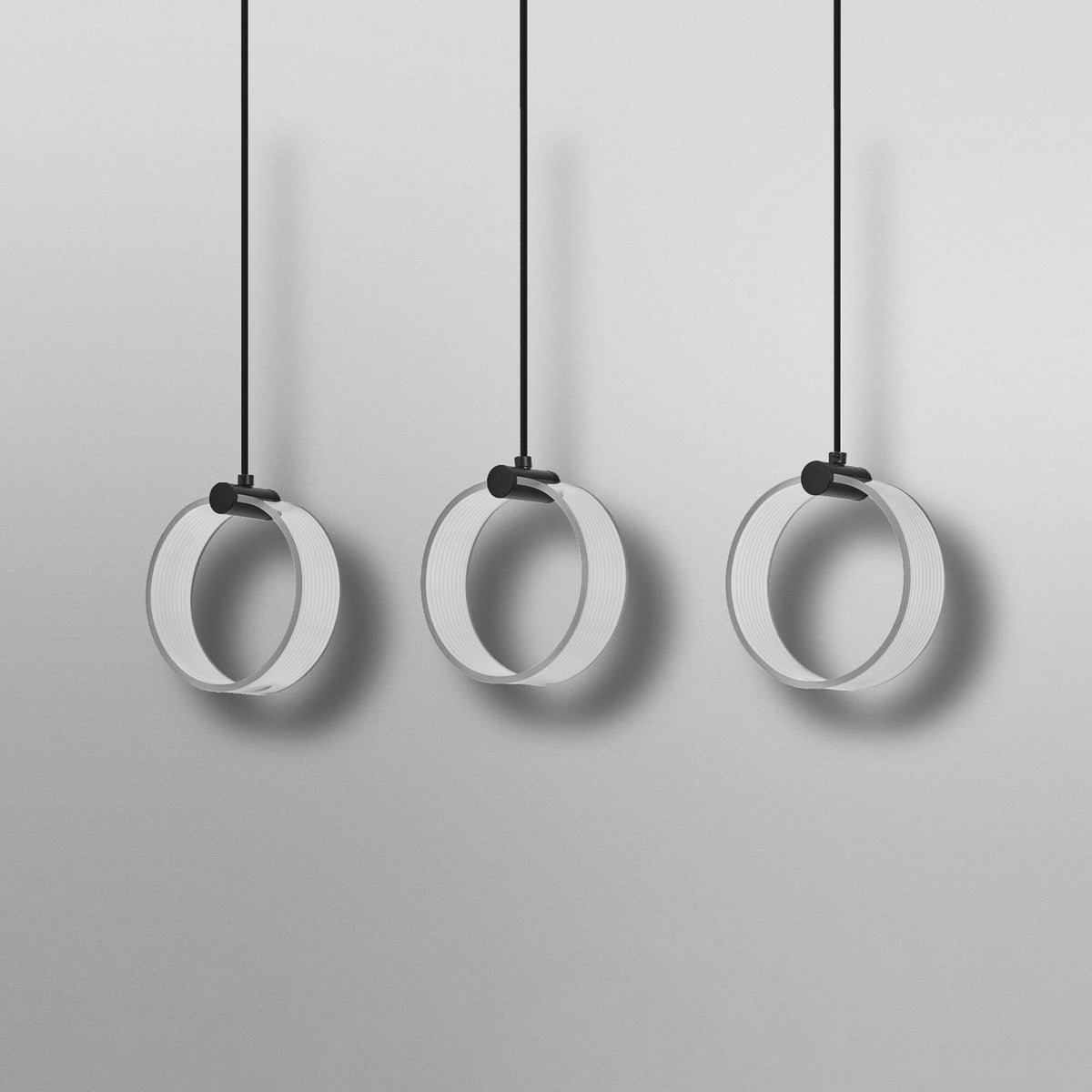 LED pendellampe Decor Circle 3-lys svart CCT OSRAM lysbryterfunksjon