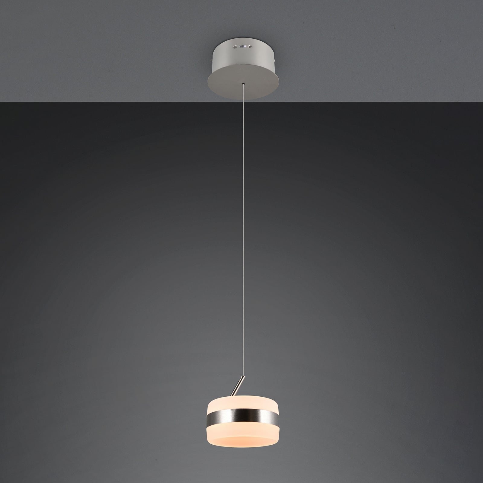LED pendellampe Dios matt nikkel nærbilde metallfinish