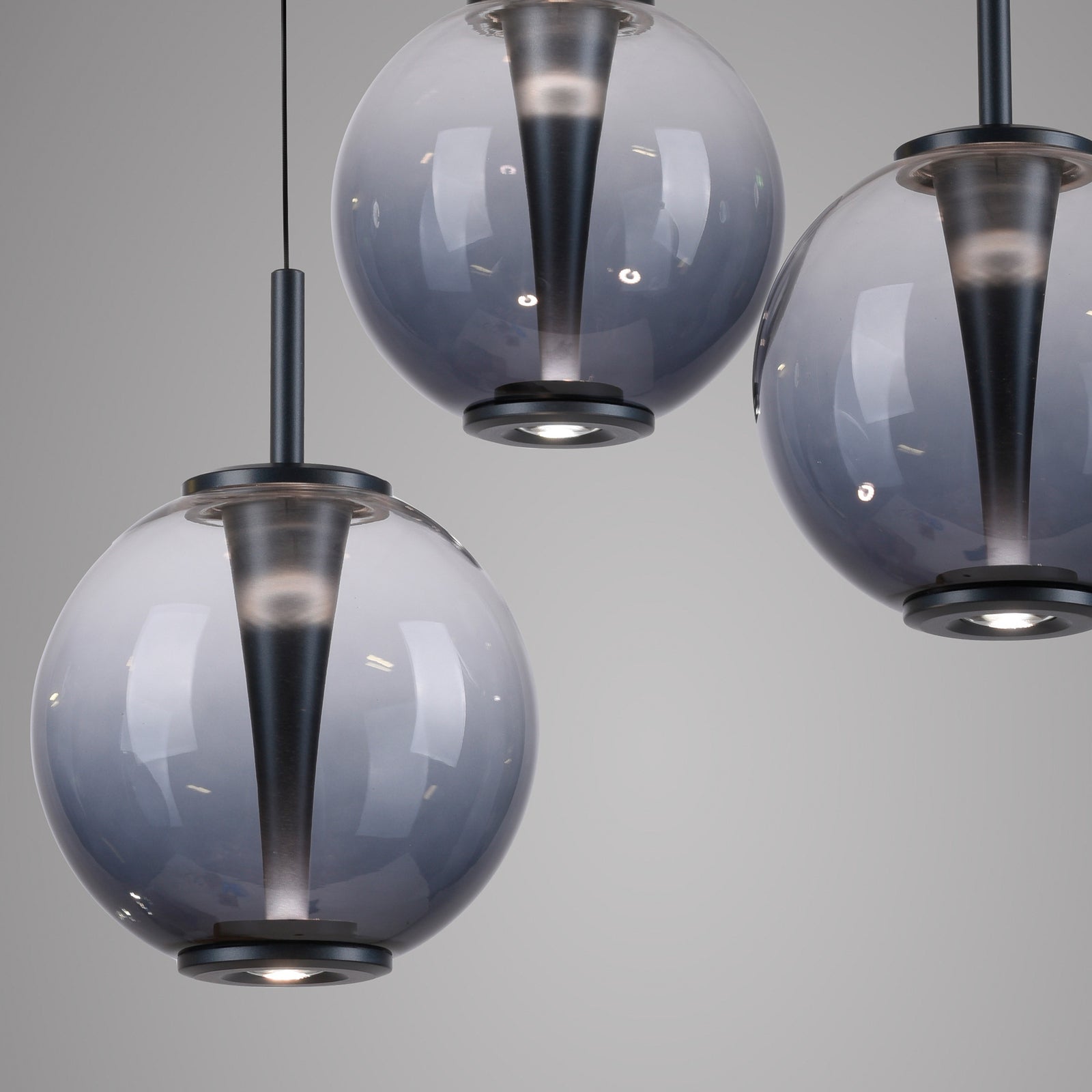 LED pendellampe E-Infinity 10-lys glass CCT dimbar 198 cm - PURE