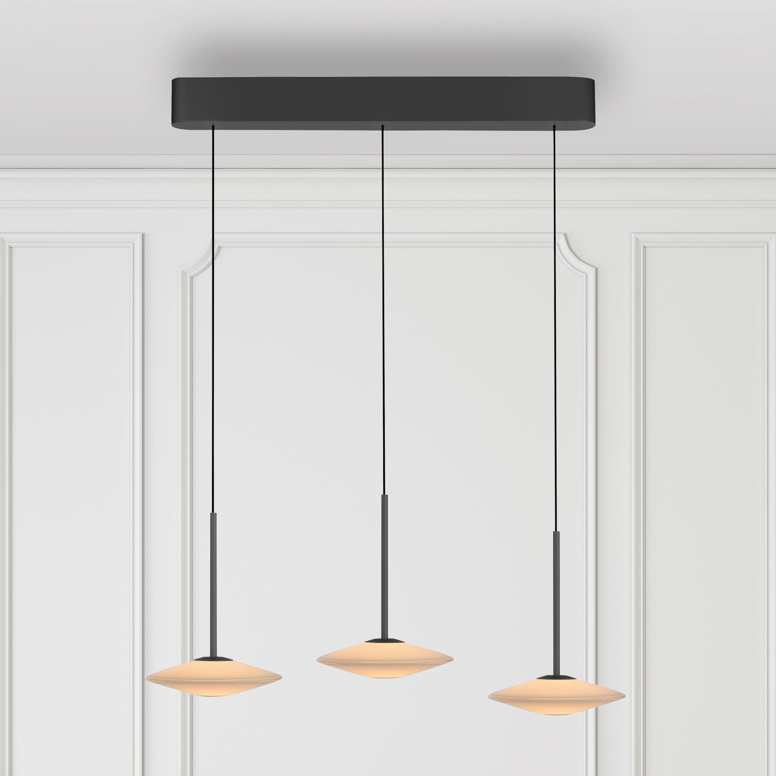 LED pendellampe Elipsa 3-lys dimbar hvit/svart 86 cm forfra