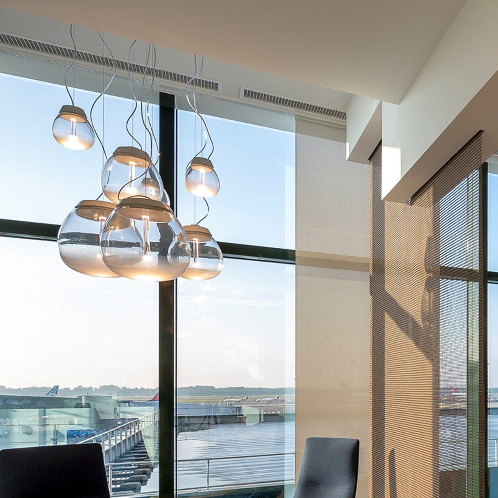 LED pendellampe Empatia dimbar glass Ø26 cm 16W Artemide design detalj