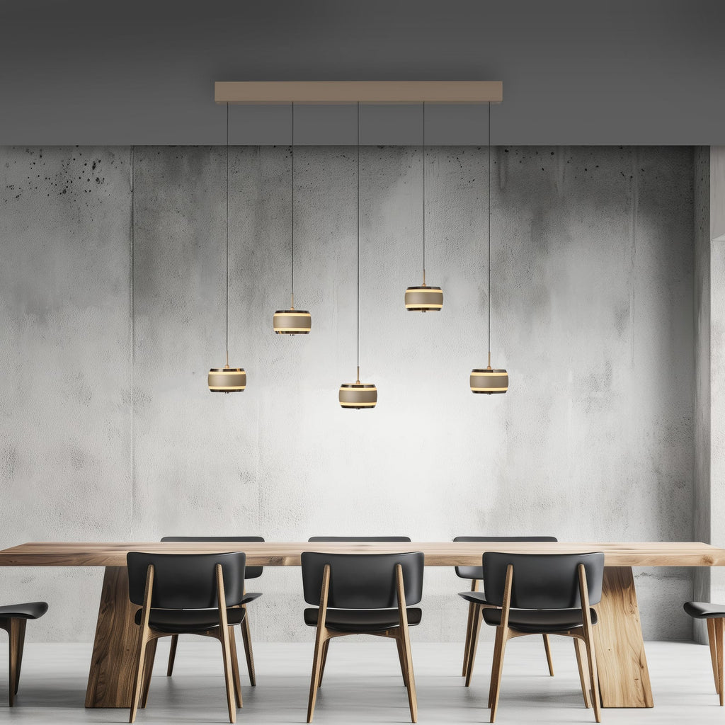 LED pendellampe Falling Rings 5-lys bronse detalj av lyspærer