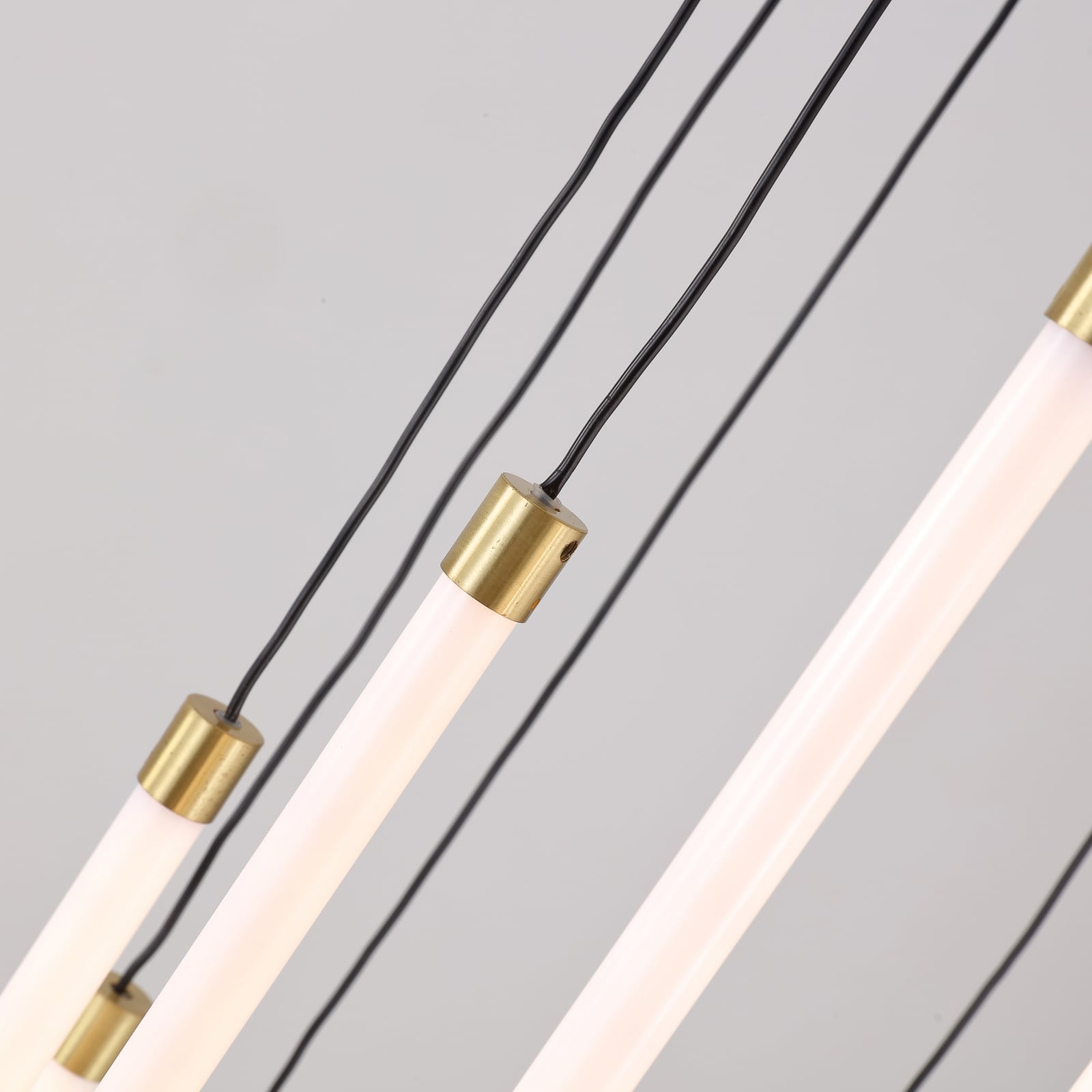 LED pendellampe Flare 12-lys messing Ø35 cm dimbar CCT detalj