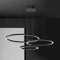 LED pendellampe Galaxia 3-lys svart ringer Ø80 cm forfra