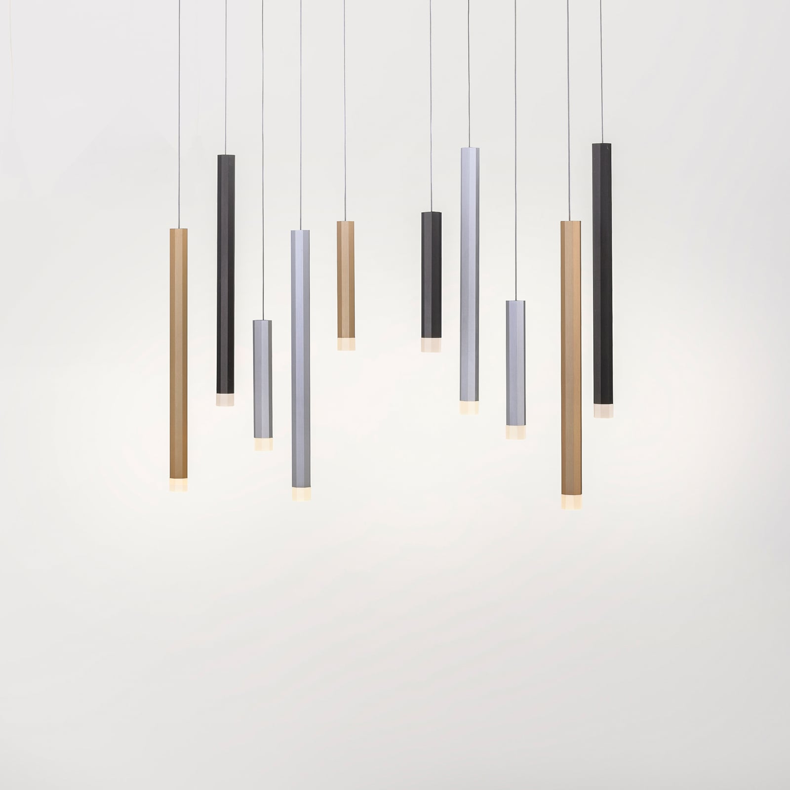 LED pendellampe Gemin 10-lys sølv/svart dimbar 89 cm oppheng detalj