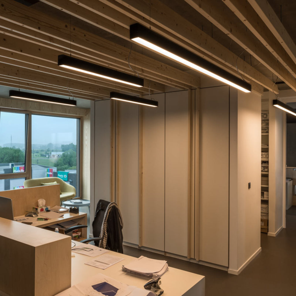 LED pendellampe Glenos 205 cm svart dimbar 85W 4000K sideprofil