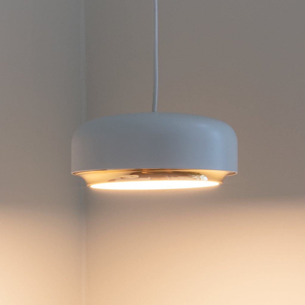 LED pendellampe Hazel Mini hvit/messing dimbar forfra