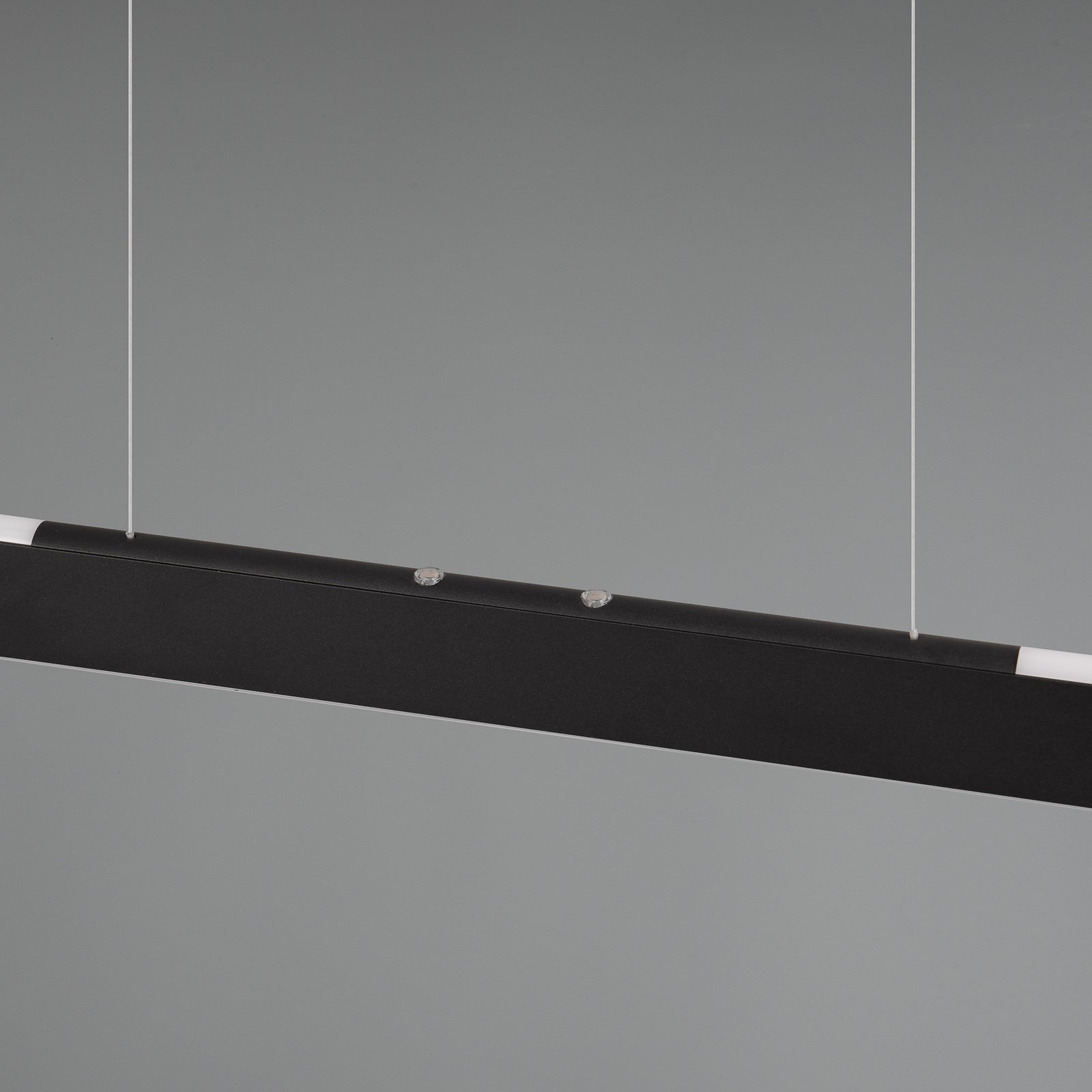 LED pendellampe Helios svart 100 cm dimbar CCT montert