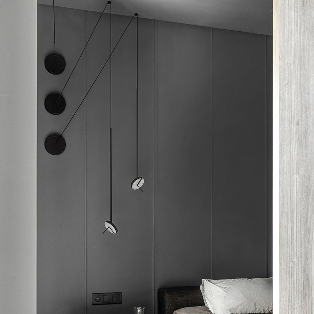 Bakside av LED pendellampe Invisible Single svart aluminium dimbar