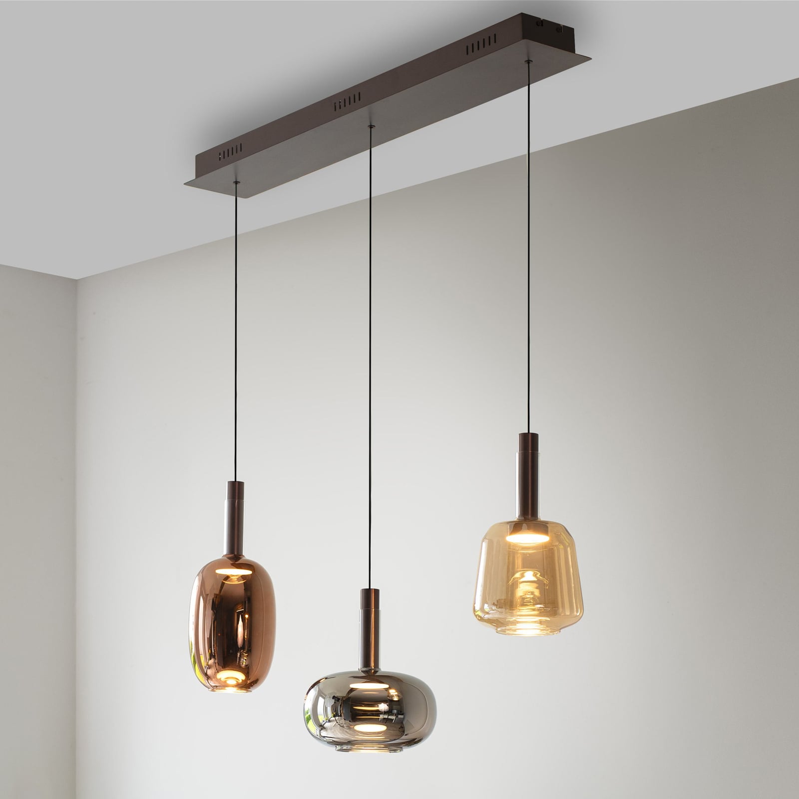 LED pendellampe Irides 3-lys farget glass 90 cm dimbar forfra