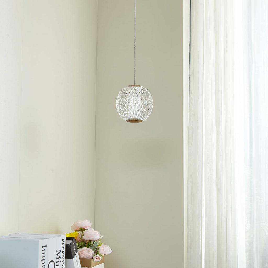 Detaljbilde av LED pendellampe Ismenia antikk messing akryl Ø11 cm