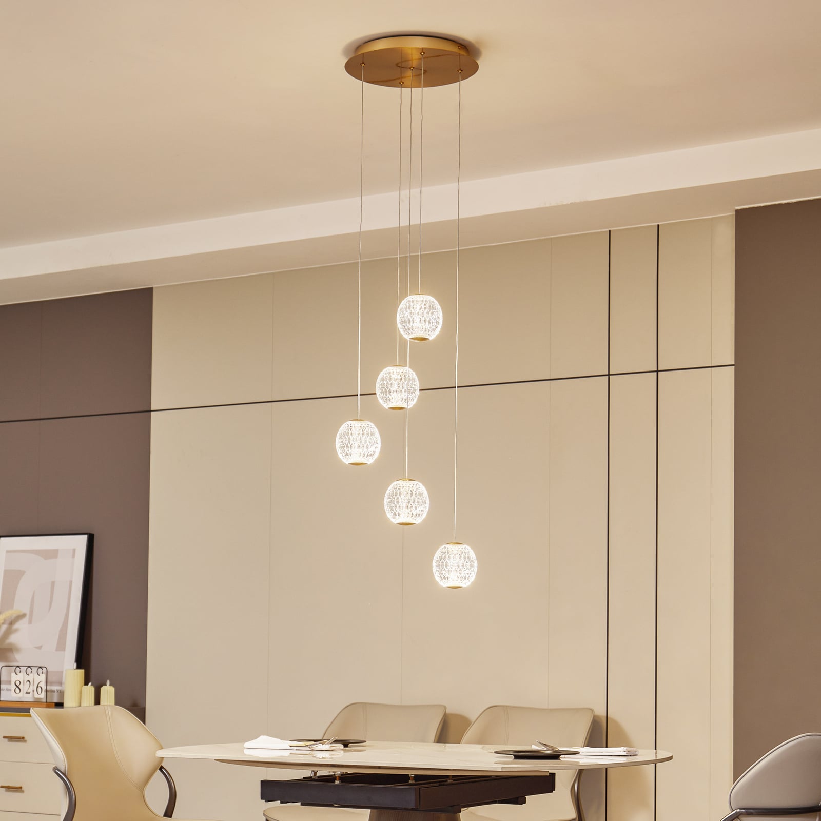 LED pendellampe Ismenia 5-lys akryl messing 30W varmhvit bakside