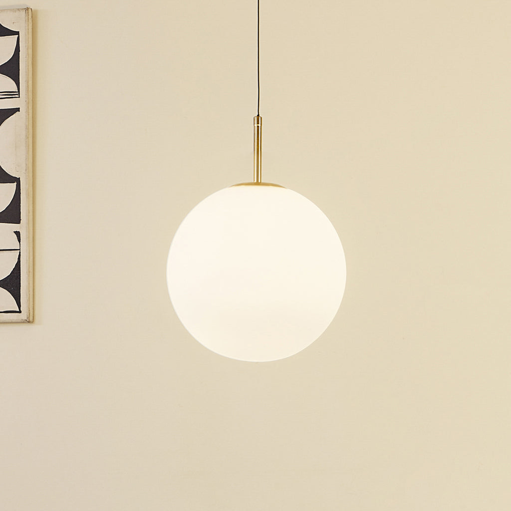 LED pendellampe Joran opalglass hvit/gull forfra