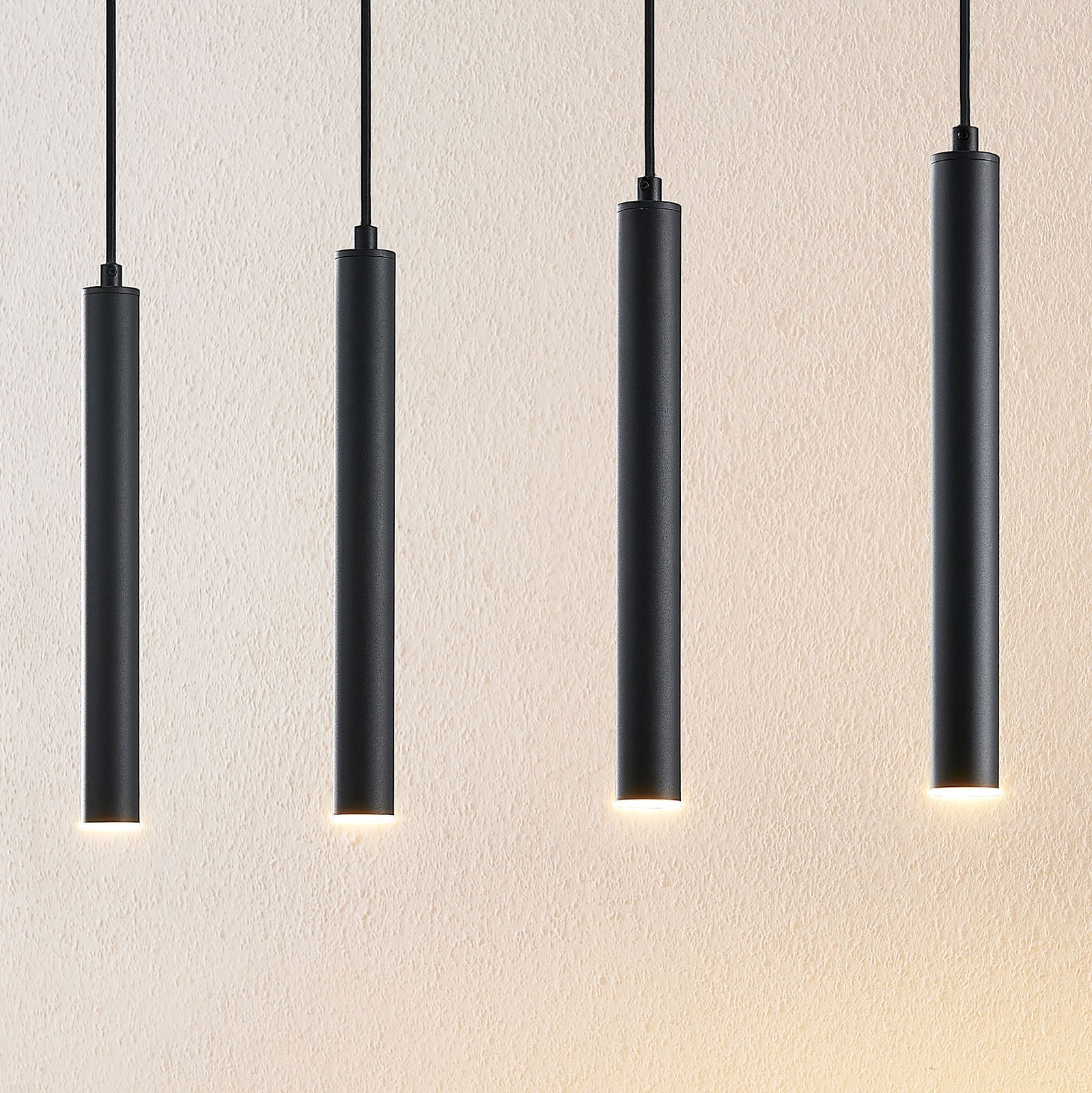 LED pendellampe Kammeron svart 4-lys jern 80 cm bakside