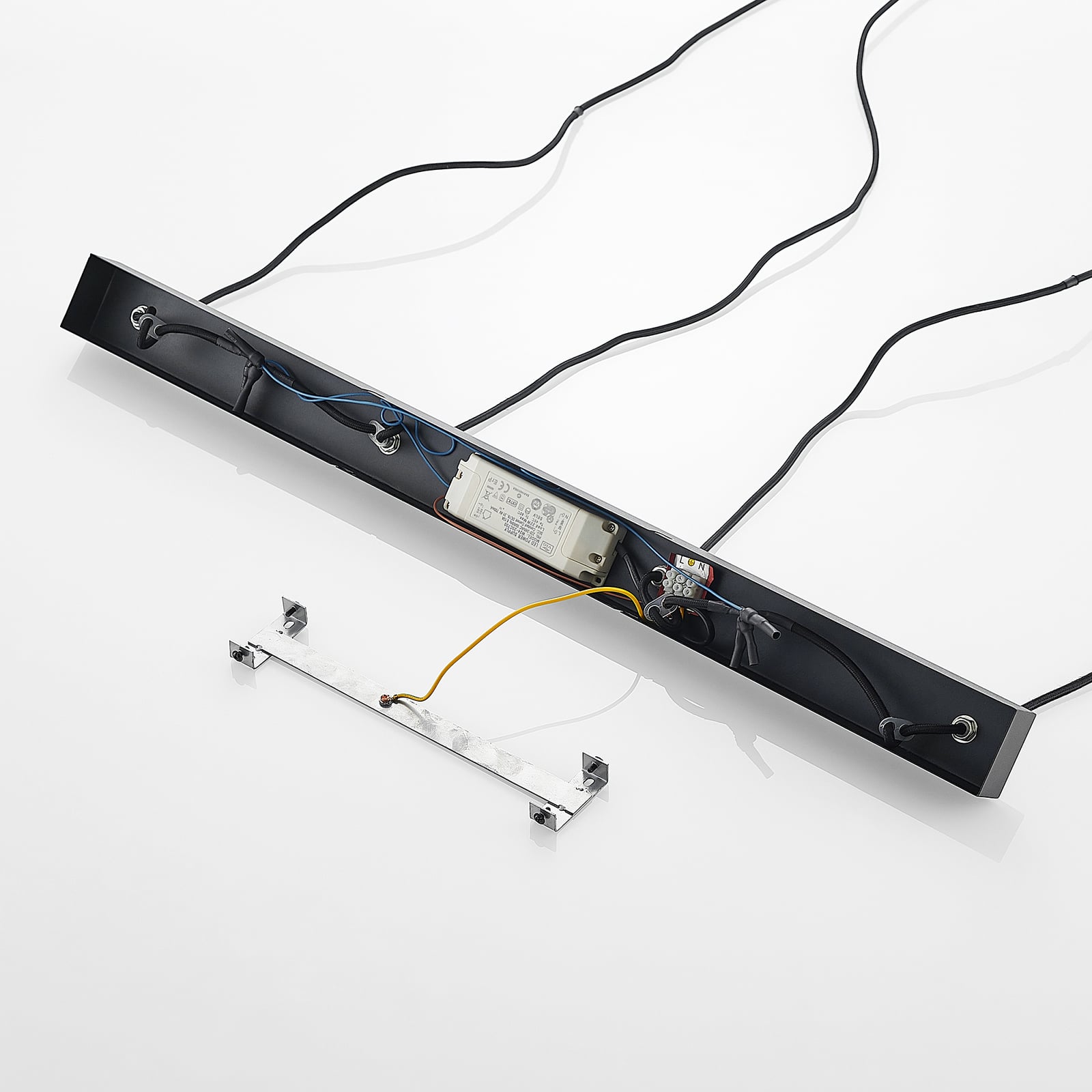 LED pendellampe Kammeron svart 4-lys jern 80 cm helhetsbilde