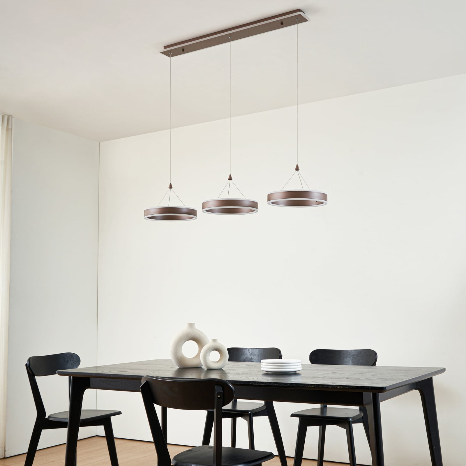 LED pendellampe Kolo 3-lys brun dimbar montert i rom