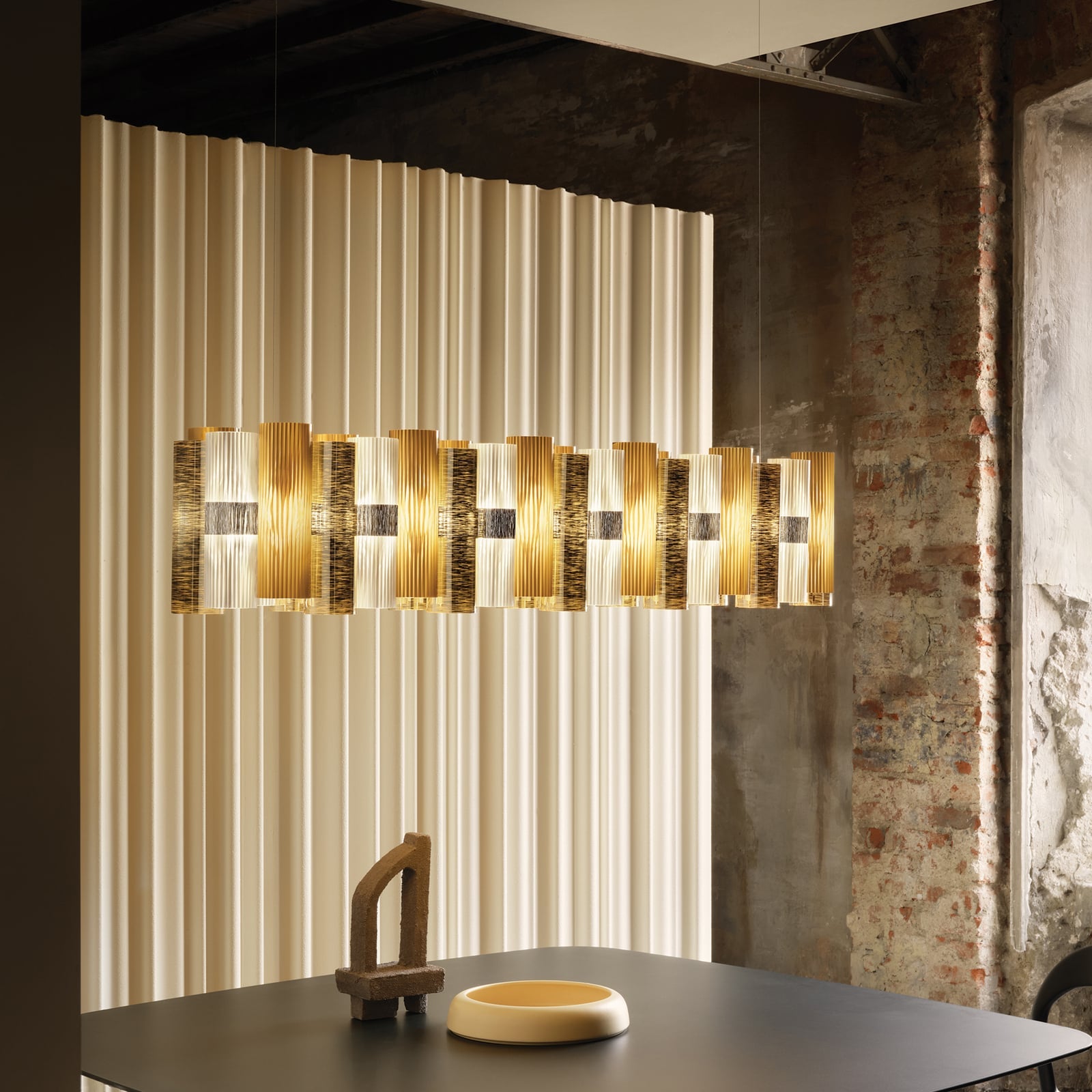 LED pendellampe La Lollo gullfarget 142 cm forfra