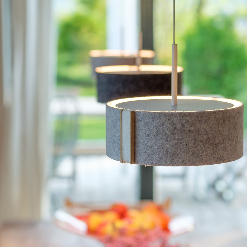 LED pendellampe LARAfelt S filt/eik dimbar montert