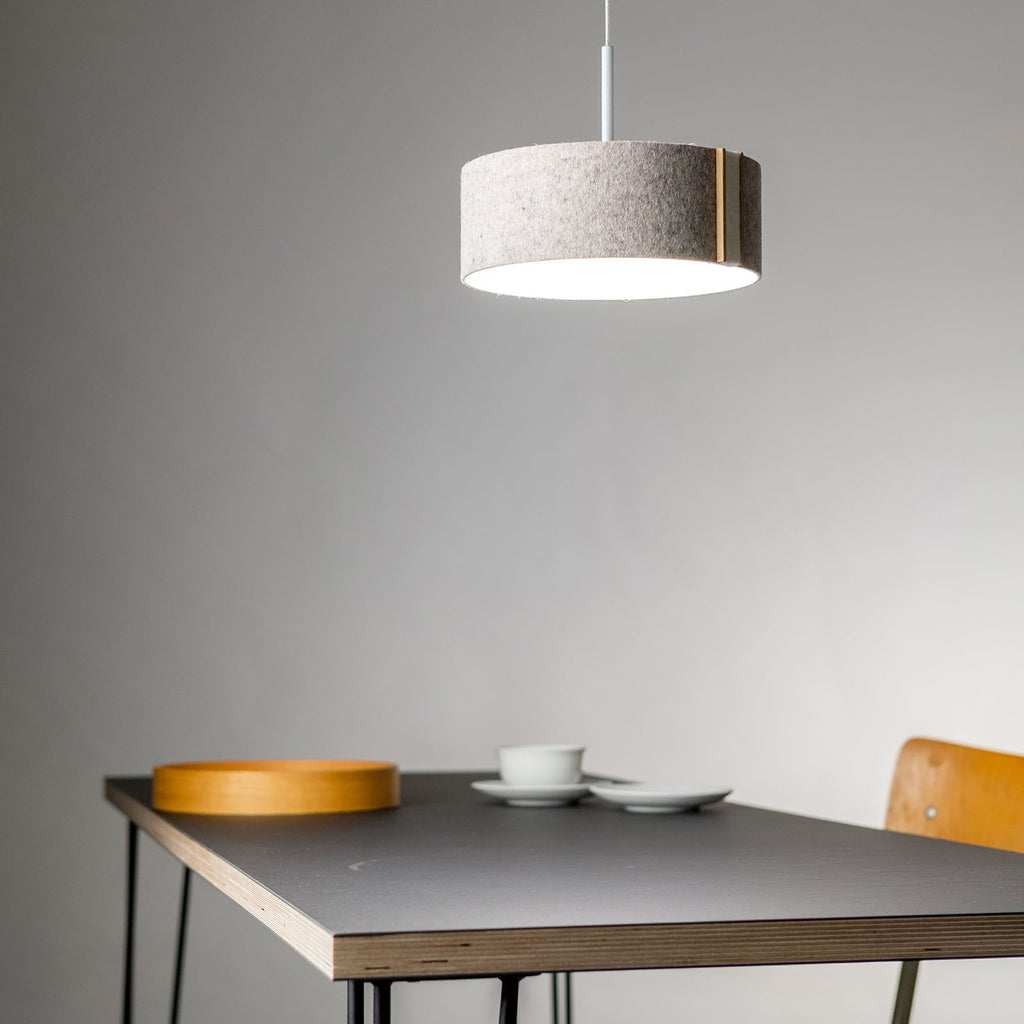 LED pendellampe LARAfelt S filt/eik dimbar profil